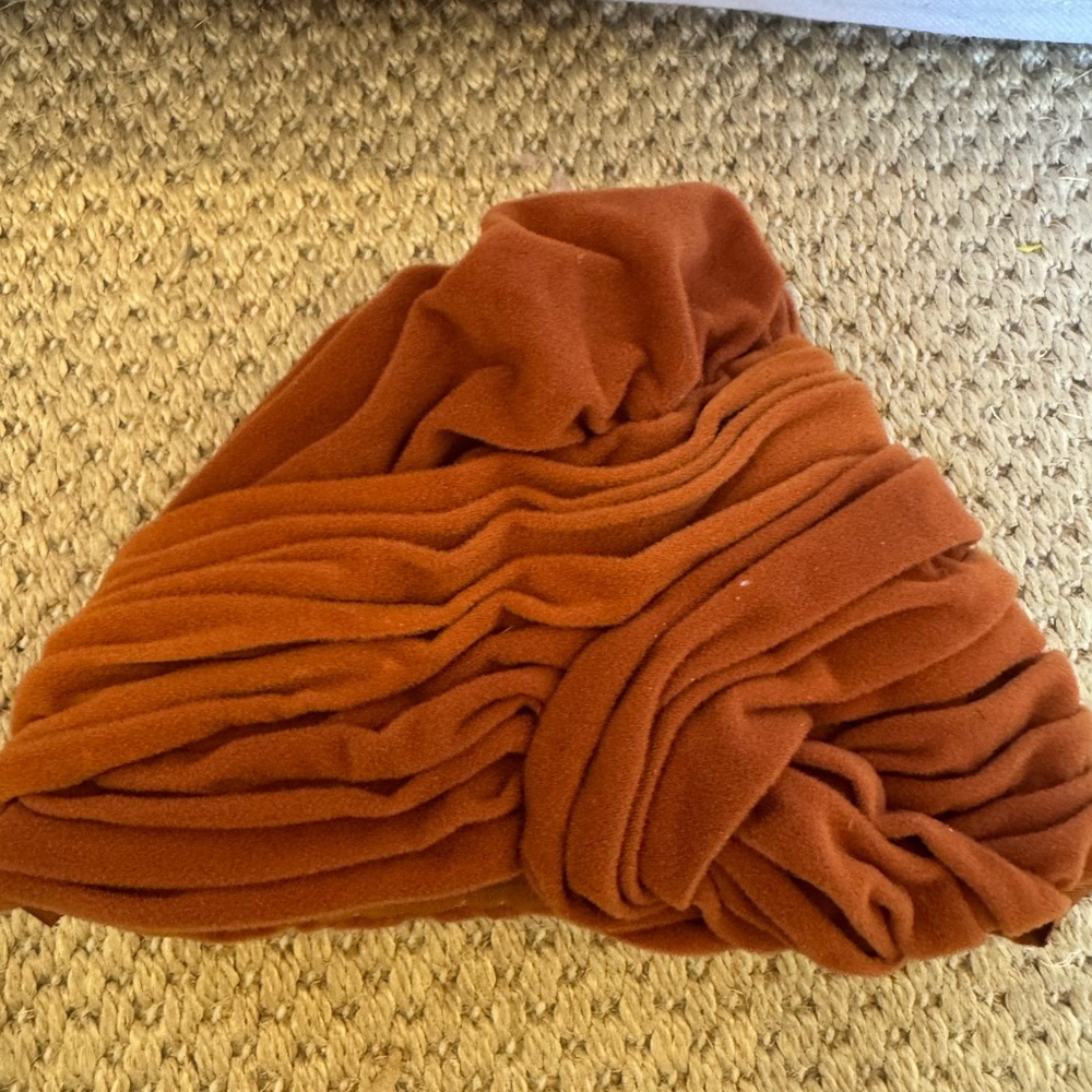 Authentic vintage Julian gold rare Rust Orange Knotted velvet hat. Gorgeous